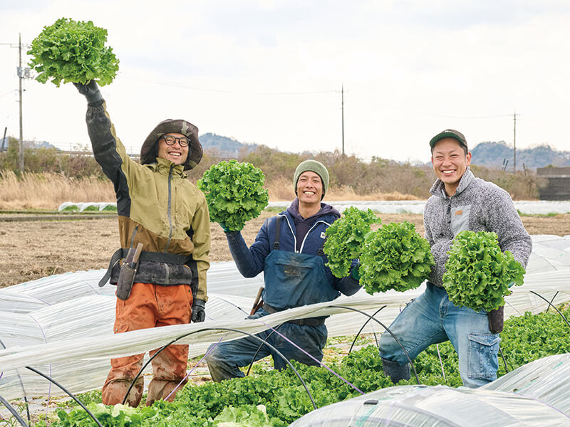 大切に育てた野菜を
笑顔と共にお届けします。